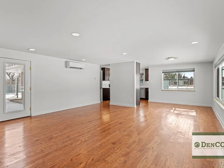 32 Hillside Dr — Photo 3