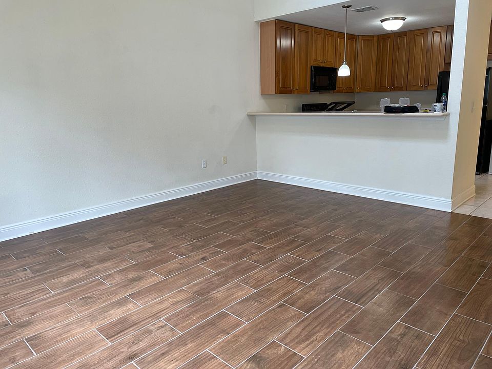 1st image of 3298 Sawtooth Dr
