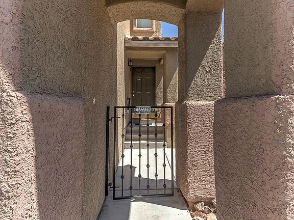 4th image of 9124 Wine Cellar Ave