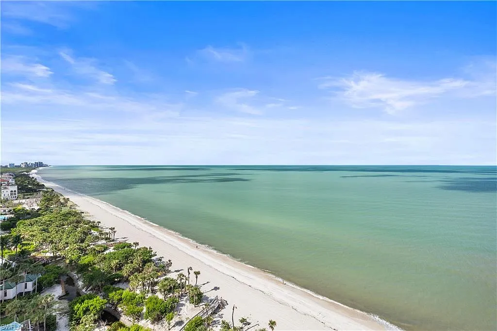 3 bed, 3.0 bath, 2980 sqft, $35,000 — Photo 1