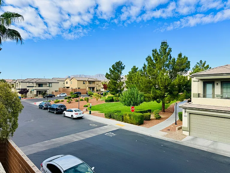9621 Sharp Horn Ct — Photo 16