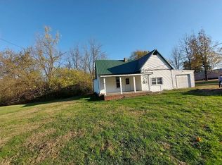 5790 N Golf Course Rd, Bicknell, IN 47512