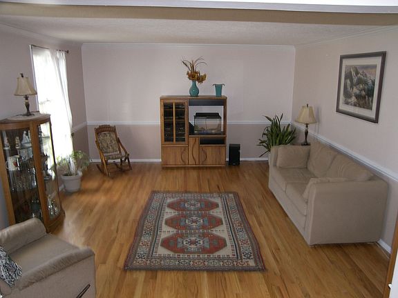 2nd image of 11202 Prince Ct