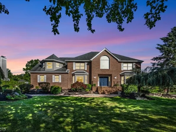 25 Solomon Dr, Bridgewater Twp., NJ 08807