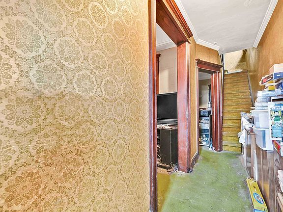 3rd image of 87-80 108th St #1FAMILY