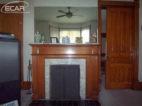 5th image of 625 N Water St