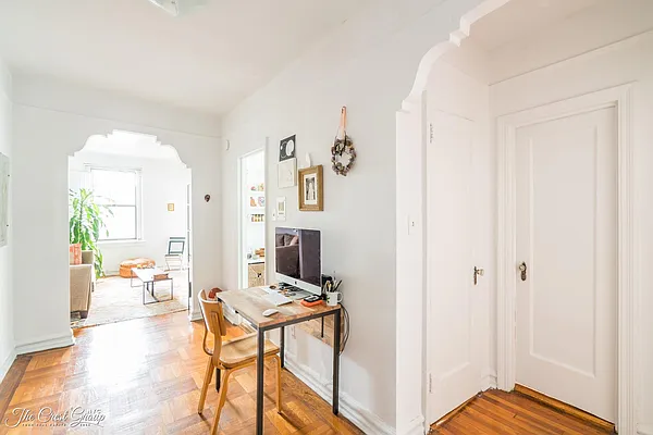 Rented by The Crest Group | media 22