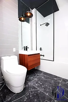 Rented by Premier Metro Realty Corp | media 22