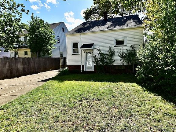 5th image of 13922 Wainstead Ave