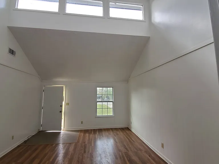 3357 Meadow Ln — Photo 19