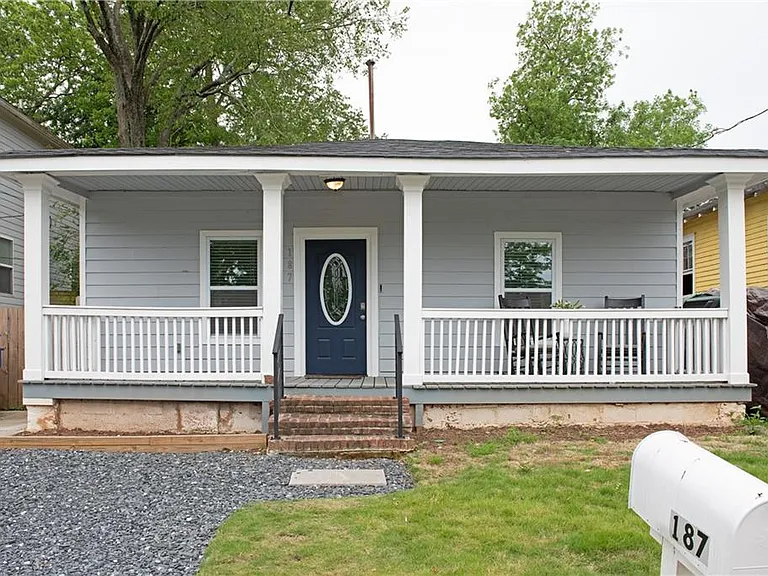 187 Farrington Ave SE — Photo 34