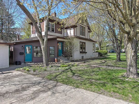 5th image of 308 Cypress St S