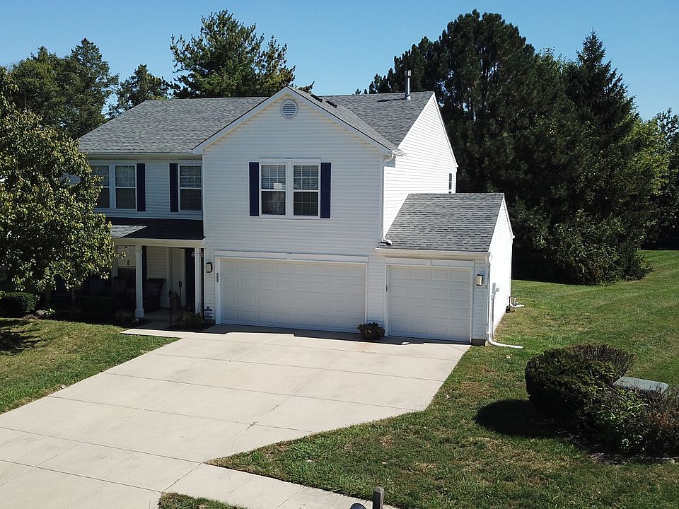 1st image of 1835 Howell Dr