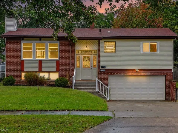 25146 Antler Dr, North Olmsted, OH 44070