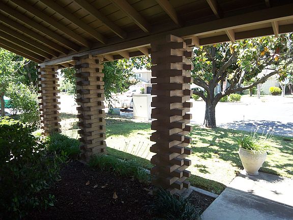 2nd image of 2208 Stanfield Dr