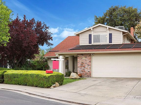3rd image of 951 Plantation Ct