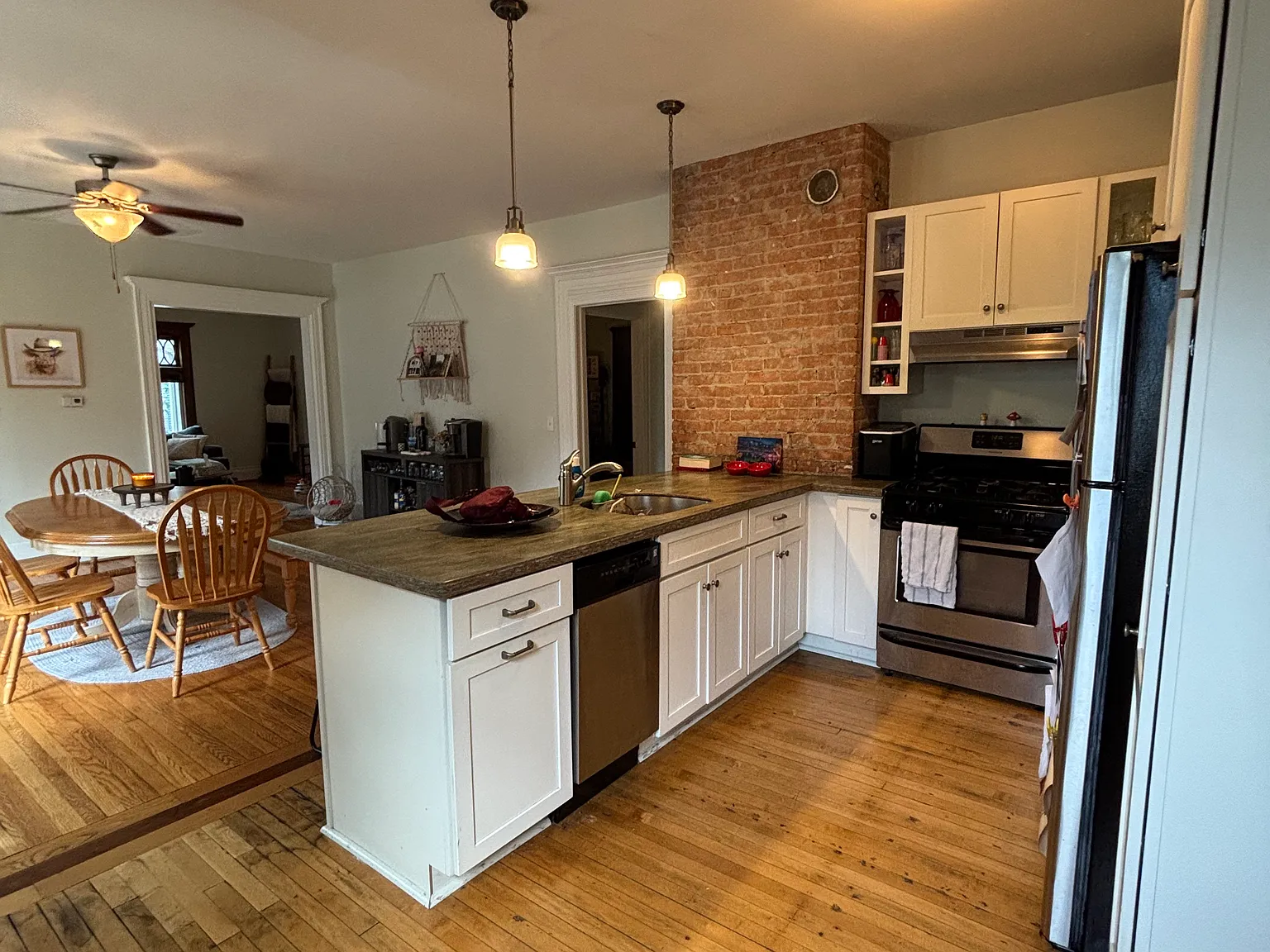 21 Buena Pl — Photo 3