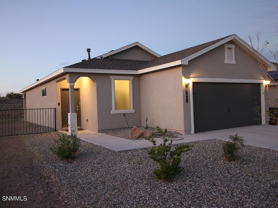 1st image of 3057 Agua Ladoso Ave