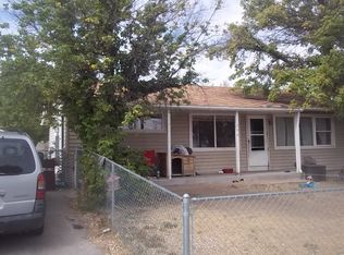 208 Desmet Dr, Cheyenne, WY 82007