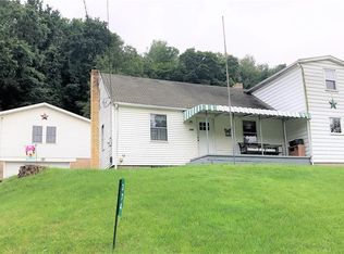 374 Garretts Run Rd, Kittanning, PA 16201