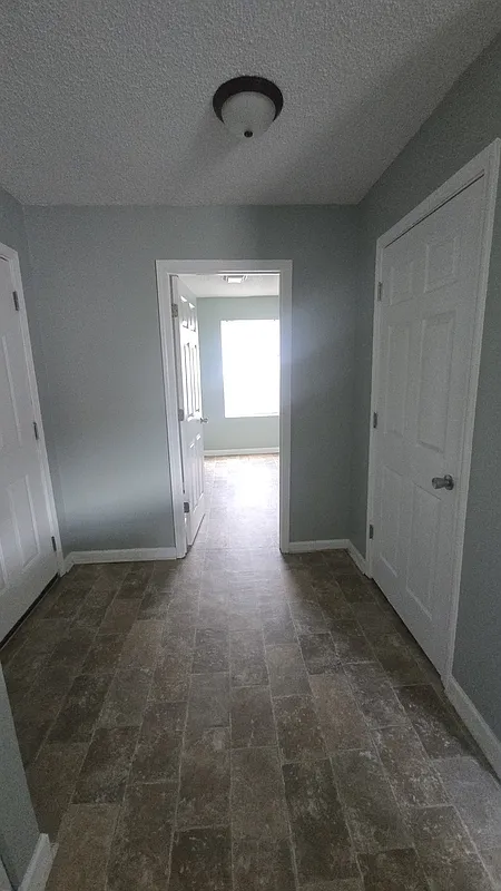 2 bed, 1.0 bath, 728 sqft, $850 — Photo 3