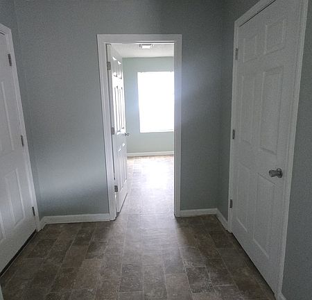 3rd image of 312 W 5th St Unit B