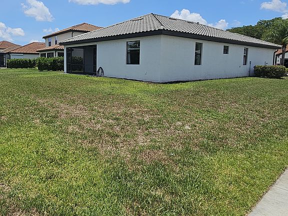 Back of home with Big Lot