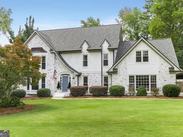 1655 Redbourne Dr, Sandy Springs, GA 30350