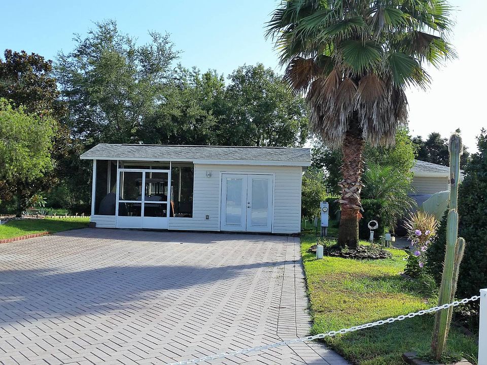 1st image of 2349 Saint George Dr