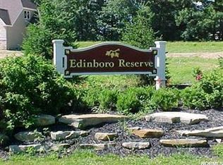 17040 Ravenna Rd, Chagrin Falls, OH 44023