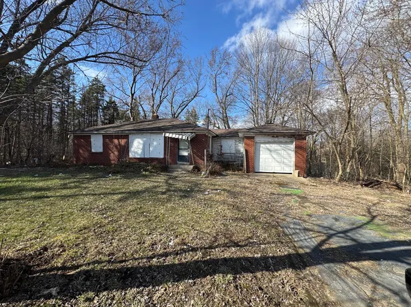 1689 60th St SE, Kentwood, MI 49508