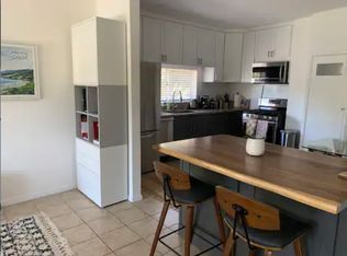 869 Lincoln Ave APT 202, Pasadena, CA 91103