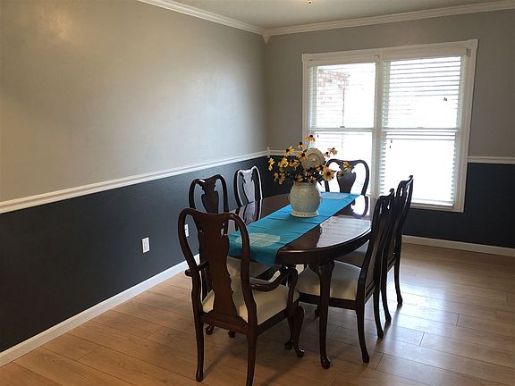 5th image of 809 S Bare Ave
