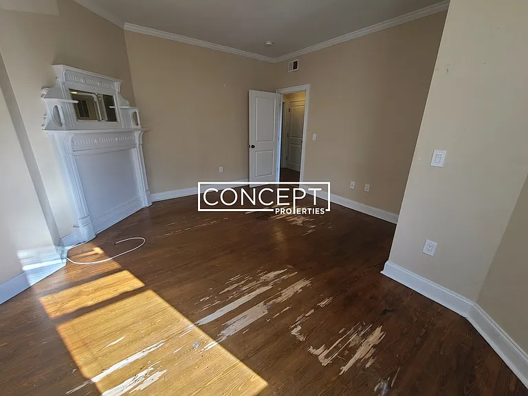 2 Johnson Ave #3 — Photo 6