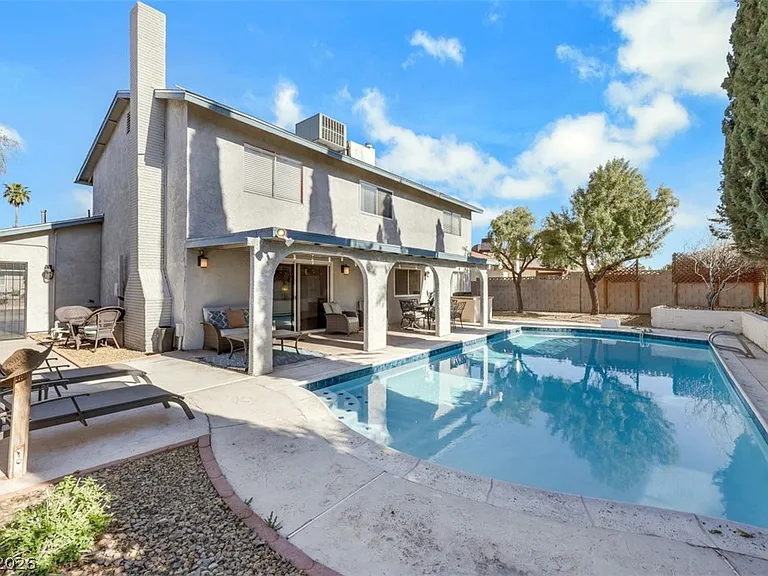 3225 Mountain Spring Rd — Photo 31