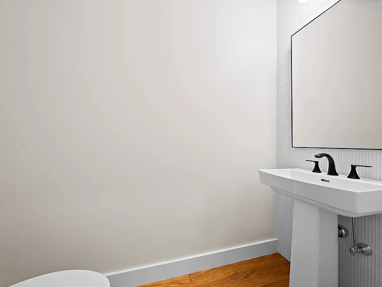 11 Jasset St #11 — Photo 20