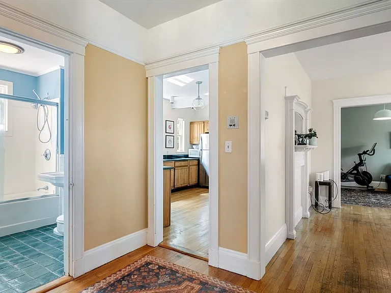 4 Linden Ct #3 — Photo 25