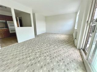 1521 74th St FLOOR 3, Brooklyn, NY 11228