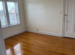 5647 W Wellington Ave APT 3, Chicago, IL 60634