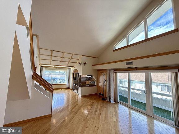 3rd image of 75 Bonnie Gellman Ct #D75