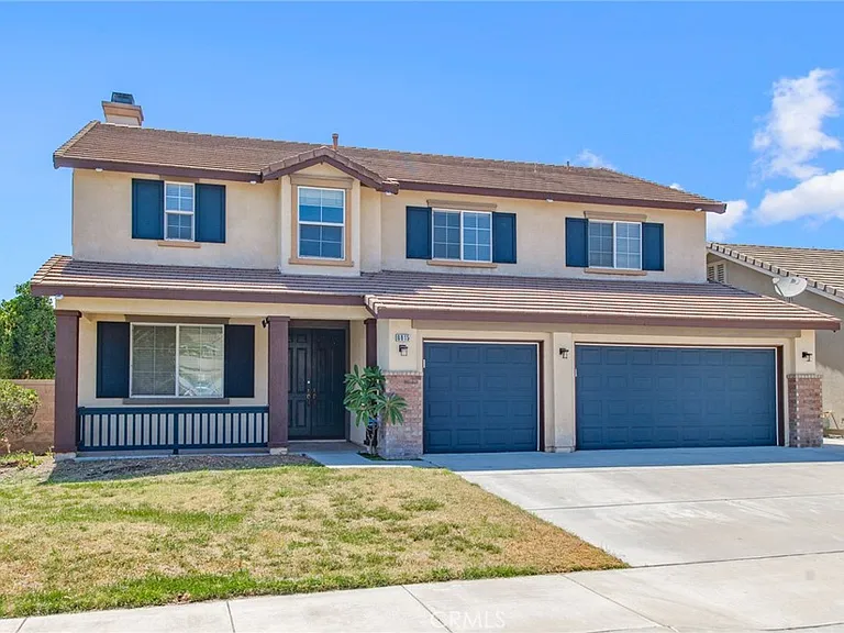 6915 Cedar Creek Rd — Photo 2