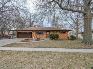 4242 N 72nd St, Lincoln, NE 68507