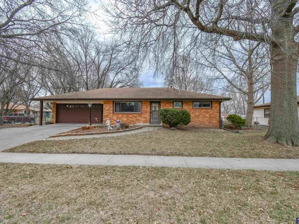 4242 N 72nd St, Lincoln, NE 68507
