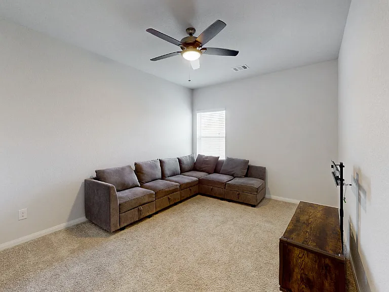 1415 Desire Ln — Photo 11