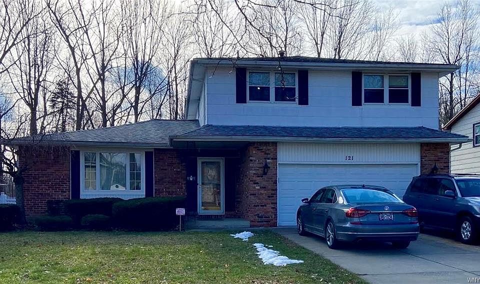 1st image of 121 Marine Dr