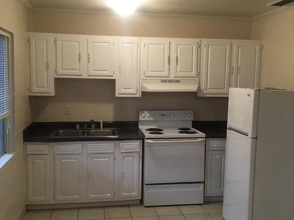 1732 Sunbeam Ln