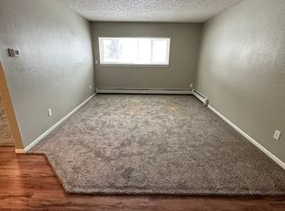 116 Camelot Ct APT 102, Cheyenne, WY 82009