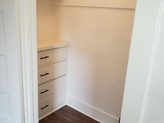 4th image of 2701 E 10th St