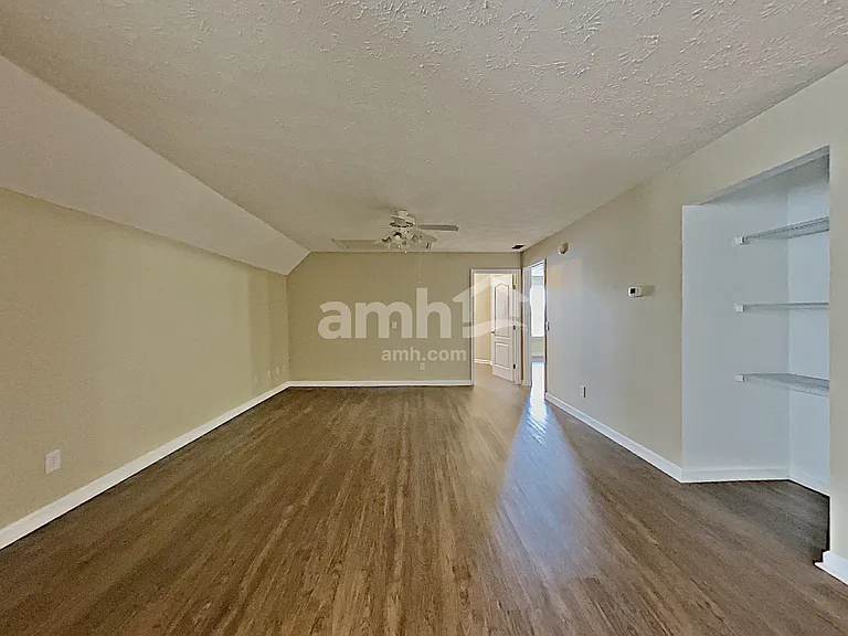 5108 Bumblebee Dr — Photo 7