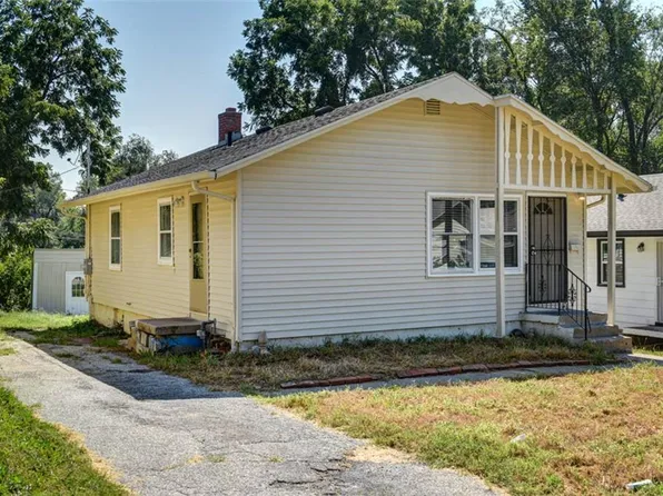 4517 Lawn Ave, Kansas City, MO 64130